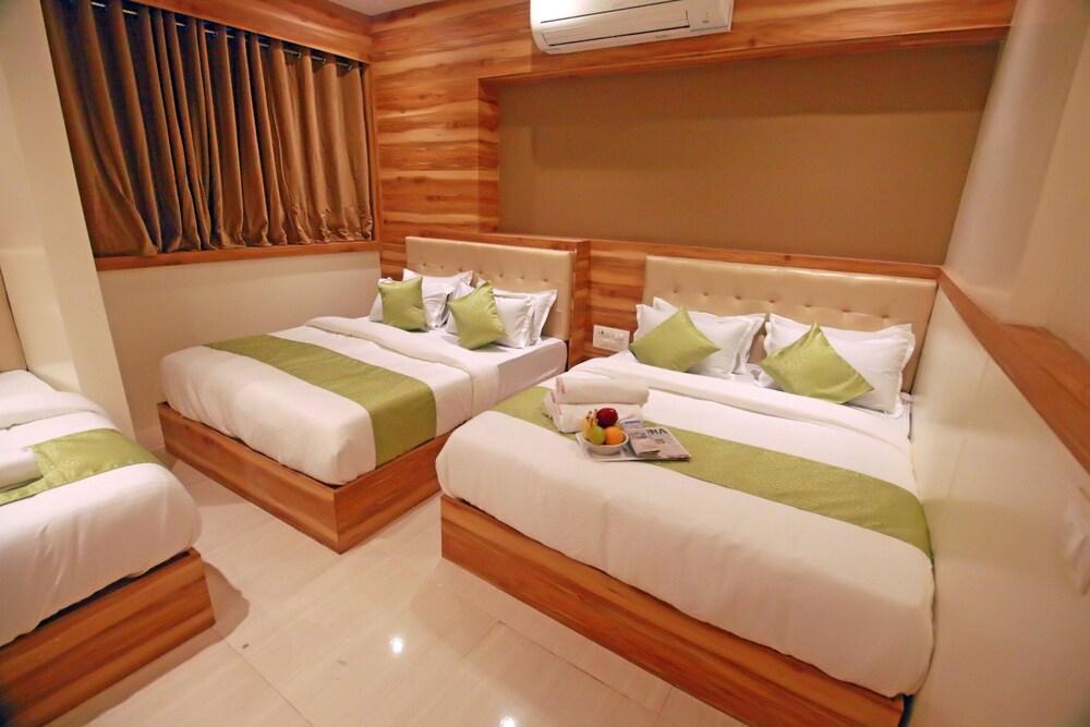 Hotel Al Madina Palace Mumbai  Buitenkant foto